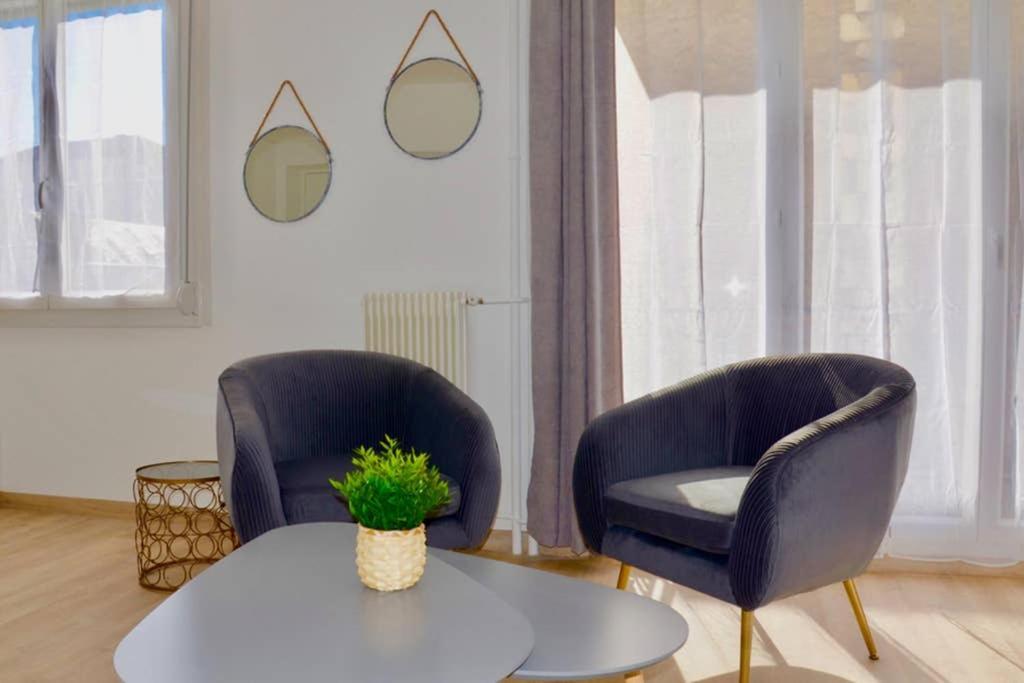 Dolmen Adrien 5 Apartment ตูร์ ภายนอก รูปภาพ
