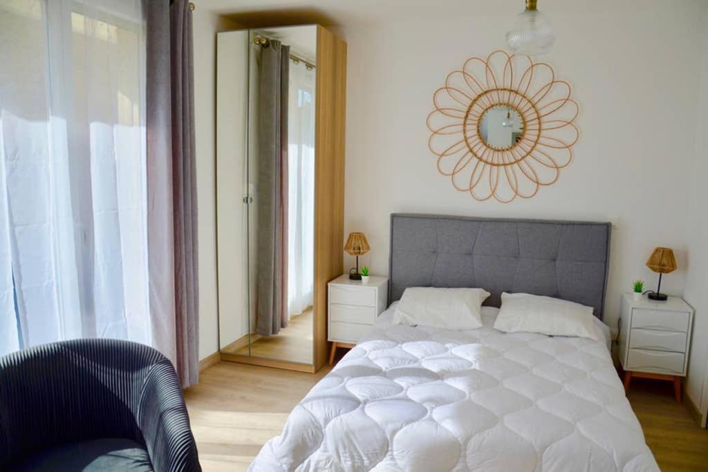 Dolmen Adrien 5 Apartment ตูร์ ภายนอก รูปภาพ