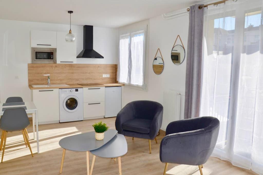 Dolmen Adrien 5 Apartment ตูร์ ภายนอก รูปภาพ